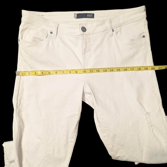 Kut from the Kloth White Jeans Amy - Picture 3 of 7